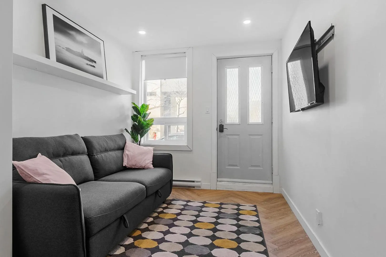 Newly Renovated Appartement 2Cc A Limoilou Pour 6 Personnes Quebec City Apartment